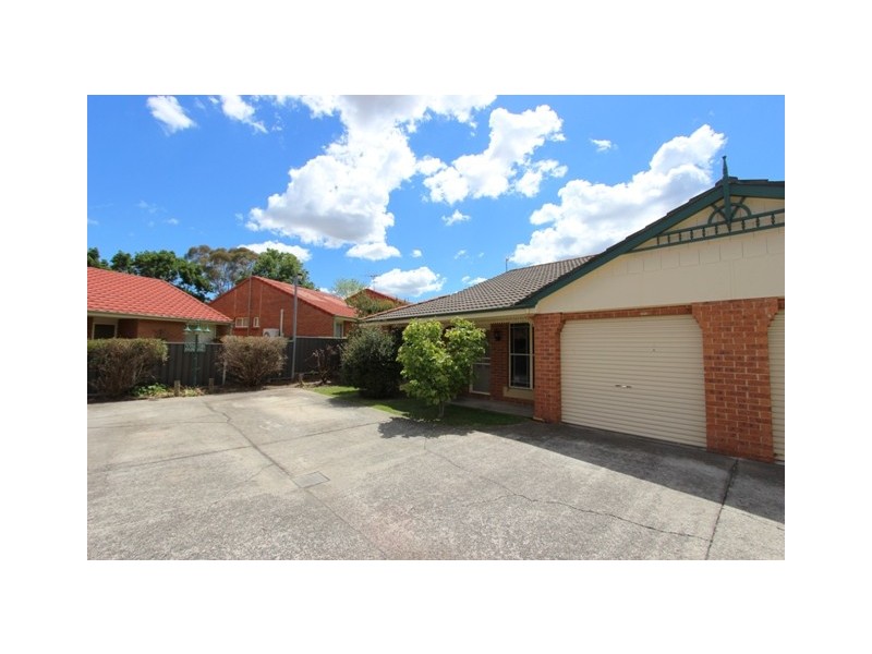 4/174 Keppel Street, Bathurst NSW 2795