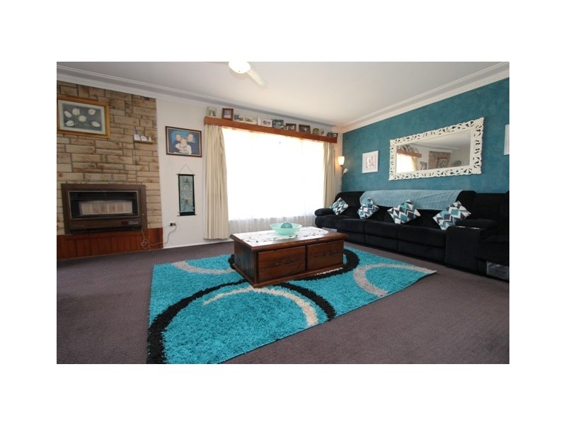 37 Edgell Street, Bathurst NSW 2795