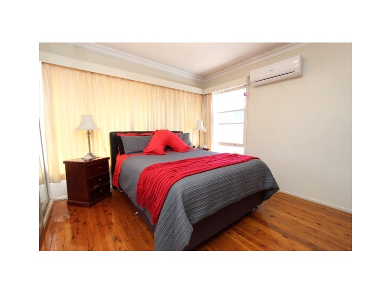 37 Edgell Street, Bathurst NSW 2795