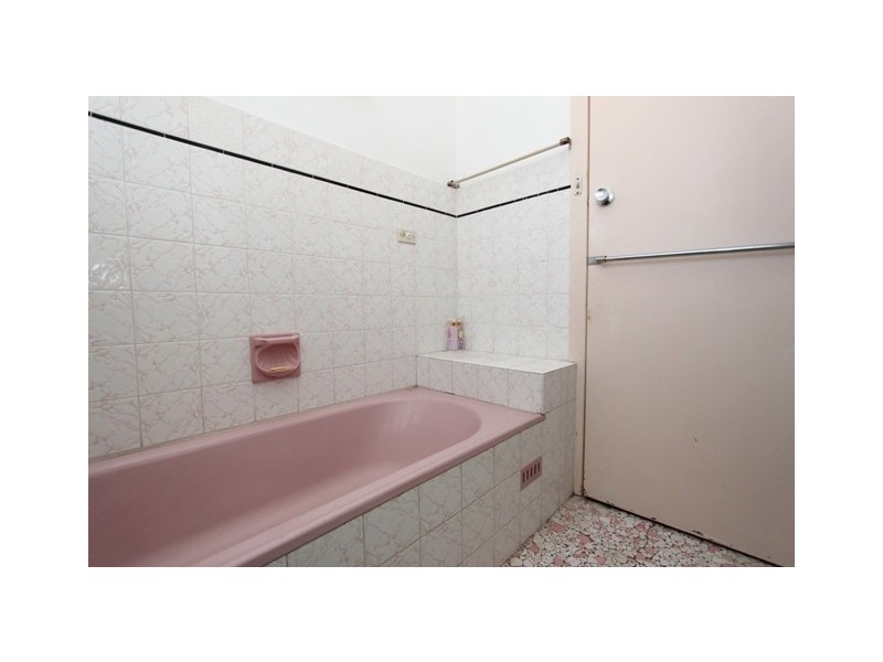 37 Edgell Street, Bathurst NSW 2795