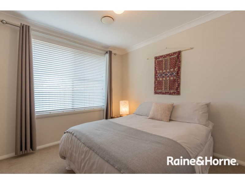 2 Hobson Close, Eglinton NSW 2795