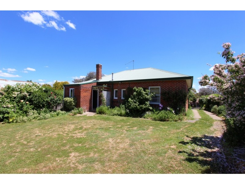 128 Mitre Street, Bathurst NSW 2795