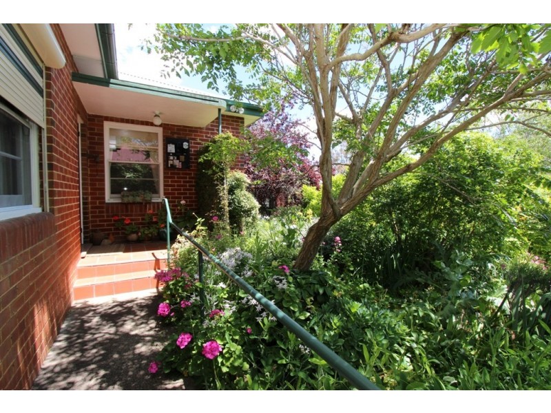 128 Mitre Street, Bathurst NSW 2795