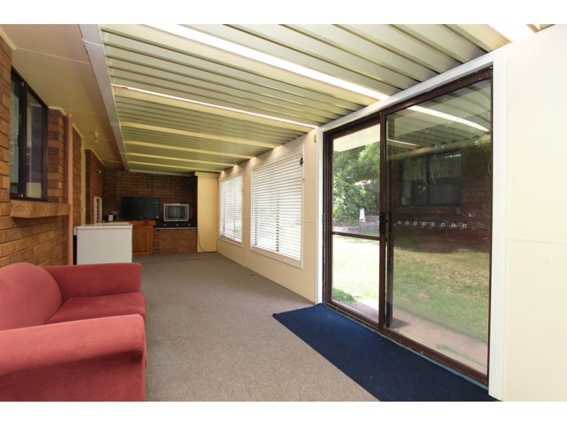 10 Deniehy Place, Windradyne NSW 2795