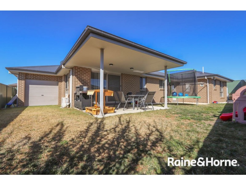 3 Bligh Street, Llanarth NSW 2795