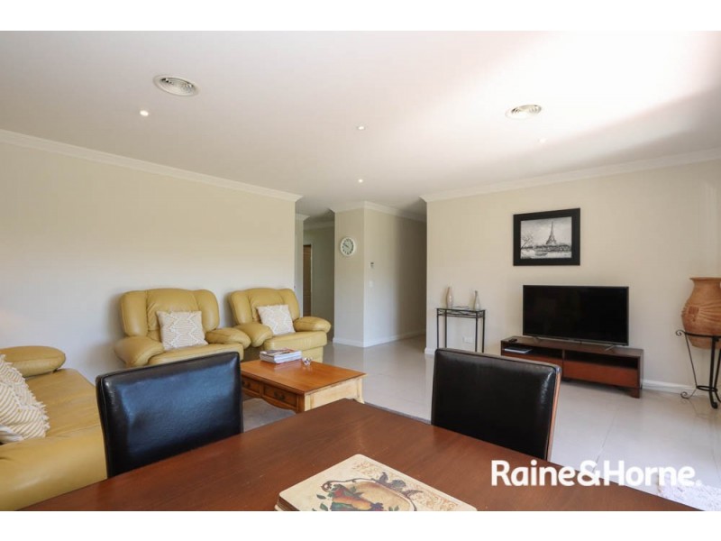 139 Blue Ridge Drive, White Rock NSW 2795