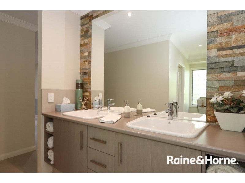 139 Blue Ridge Drive, White Rock NSW 2795