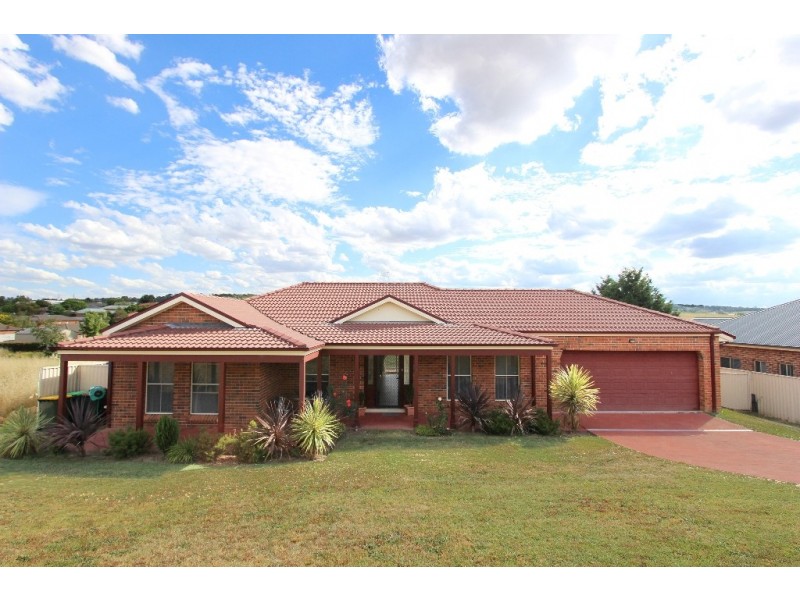 57 Lavelle Street, Windradyne NSW 2795