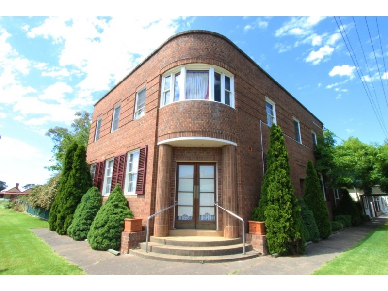 15 Olive Street, Mandurama NSW 2792