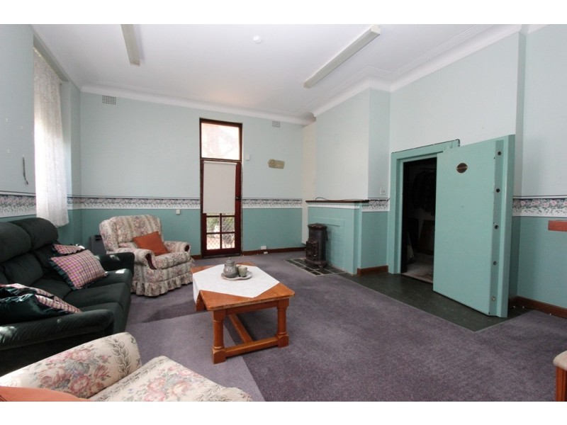 15 Olive Street, Mandurama NSW 2792