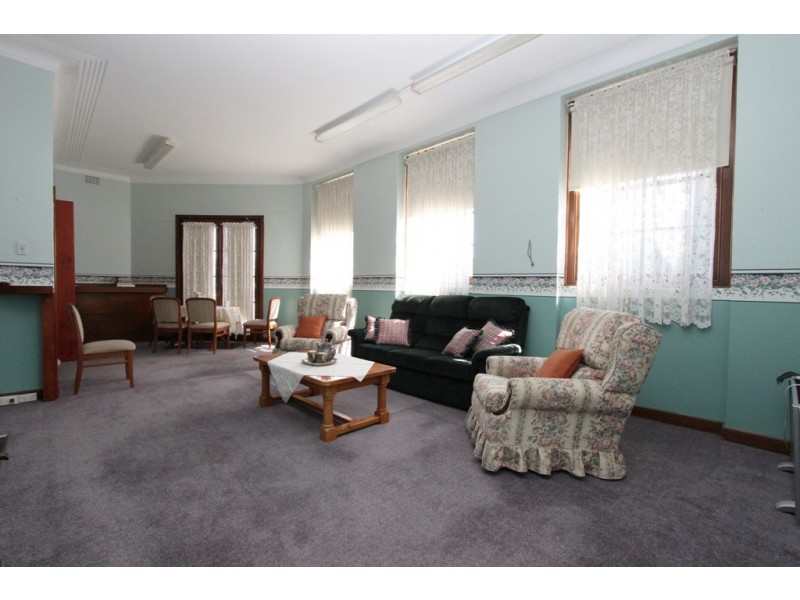 15 Olive Street, Mandurama NSW 2792
