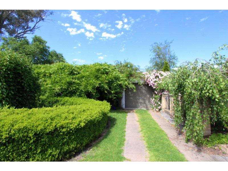 15 Olive Street, Mandurama NSW 2792