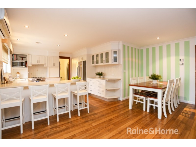 9 Colville Street, Bathurst NSW 2795