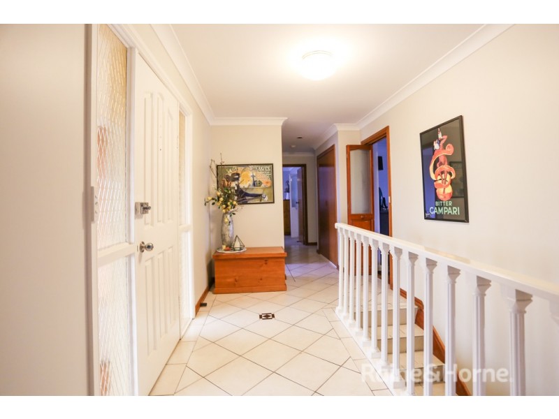 9 Colville Street, Bathurst NSW 2795