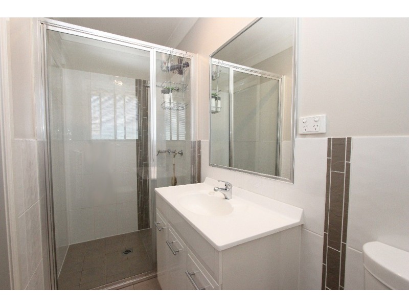 8 Governors Parade, Windradyne NSW 2795