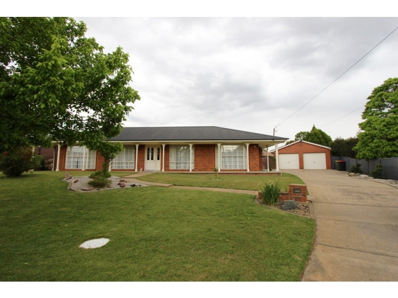 9 Honeyman Place, Raglan NSW 2795