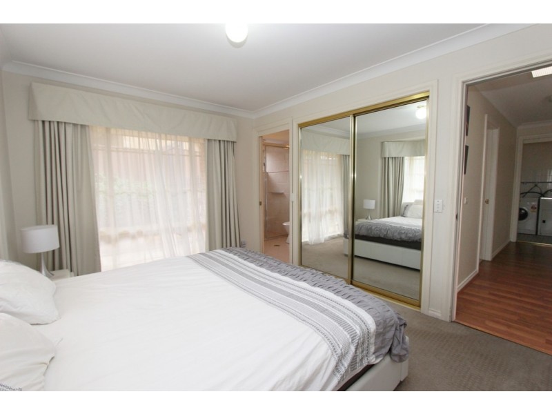 9 Honeyman Place, Raglan NSW 2795