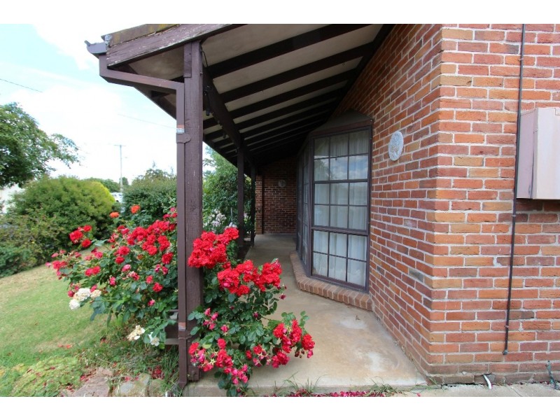 29 Blandford Street, Bathurst NSW 2795