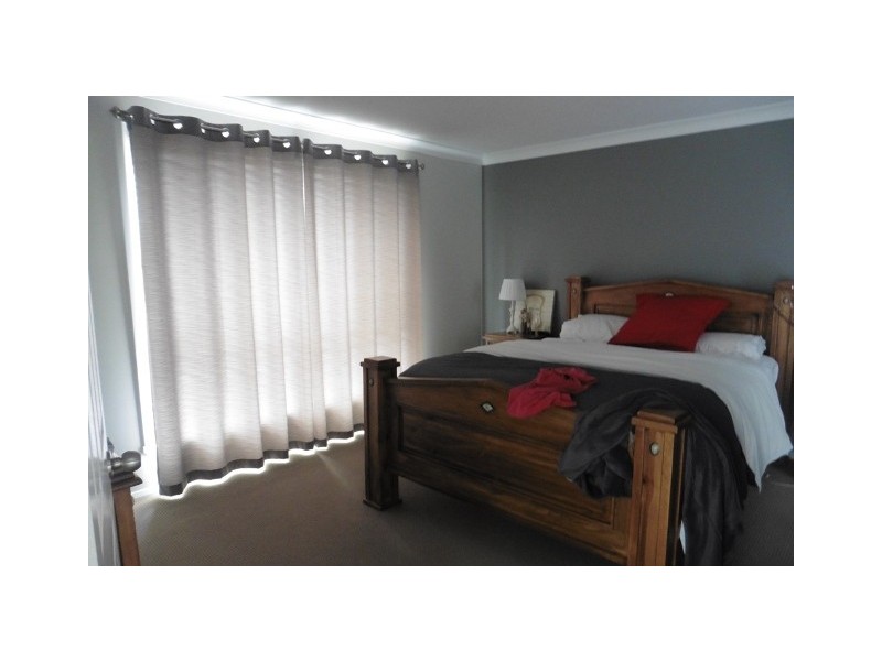 56 Emerald Dr, Bathurst NSW 2795