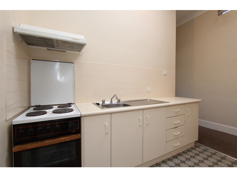 2 Keppel Street, Bathurst NSW 2795