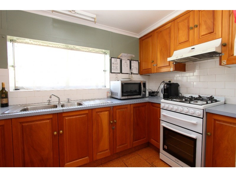 294 Piper Street, Bathurst NSW 2795