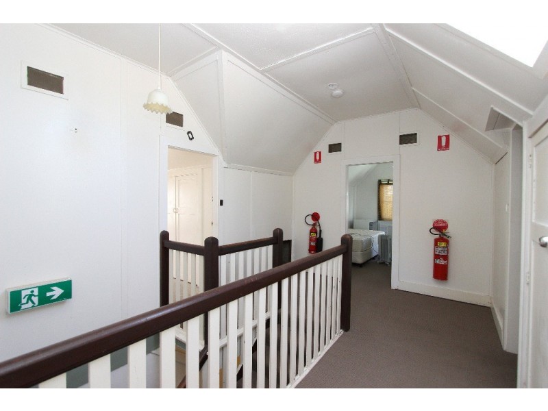 294 Piper Street, Bathurst NSW 2795