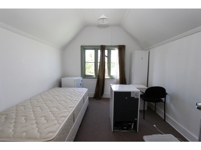 294 Piper Street, Bathurst NSW 2795