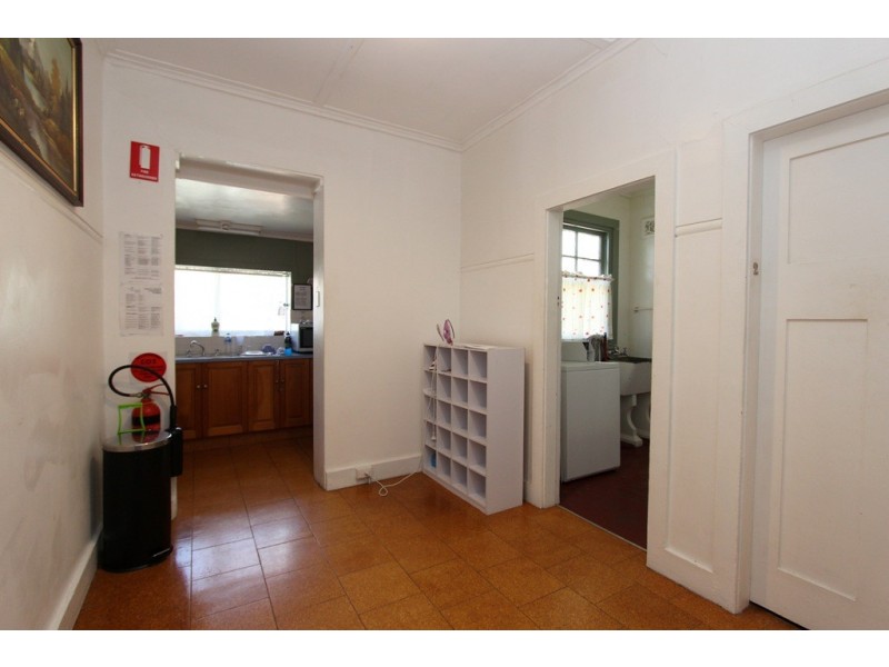 294 Piper Street, Bathurst NSW 2795