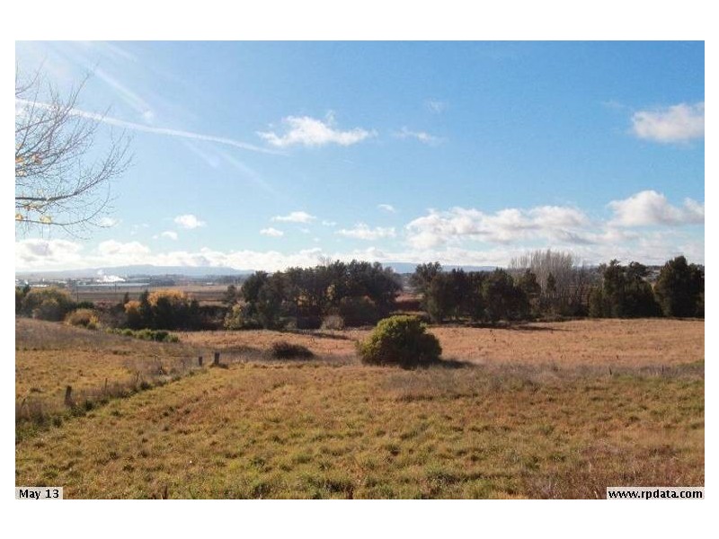 2/28 Dees Close, Gormans Hill NSW 2795