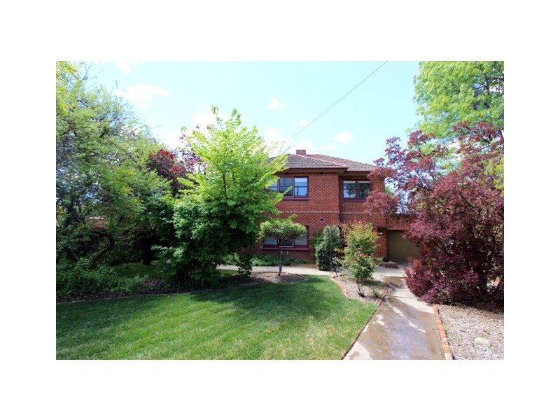 111 Rocket Street, Bathurst NSW 2795