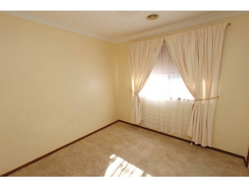 20 Wentworth Dr, Bathurst NSW 2795