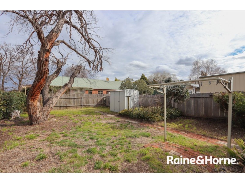 8 Logan Street, South Bathurst NSW 2795