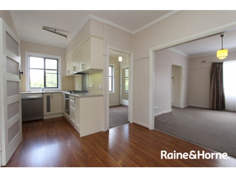 12 Tremain Ave, West Bathurst NSW 2795