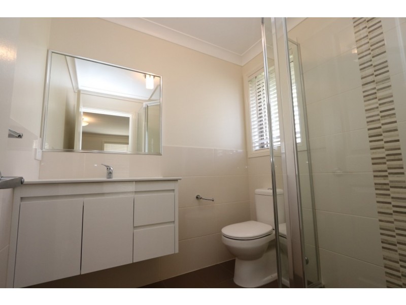 9 McLean Street, Bathurst NSW 2795