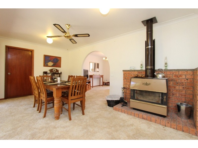 12 Beavis Place, Bathurst NSW 2795