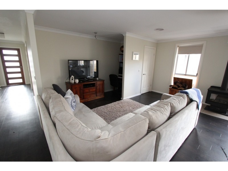 38 Amber Close, Kelso NSW 2795