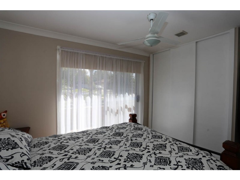 10 Willman Place, South Bathurst NSW 2795