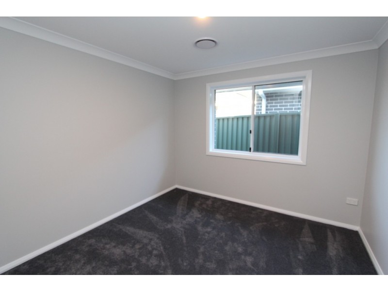 1 Twynam Avenue, Windradyne NSW 2795