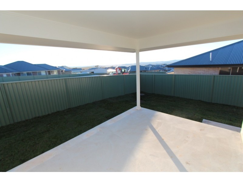 1 Twynam Avenue, Windradyne NSW 2795