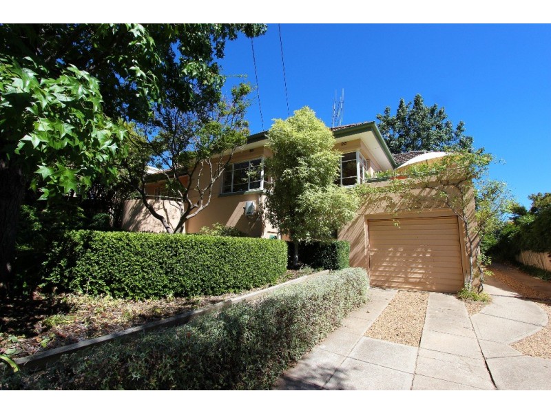 79 Mitre Street, Bathurst NSW 2795