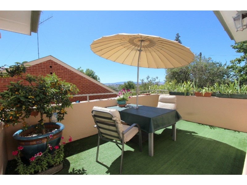 79 Mitre Street, Bathurst NSW 2795