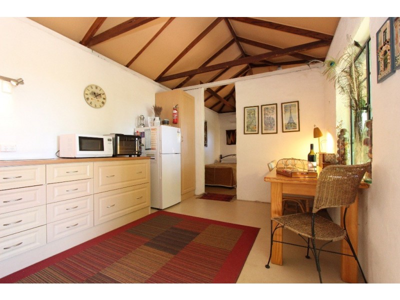 79 Mitre Street, Bathurst NSW 2795