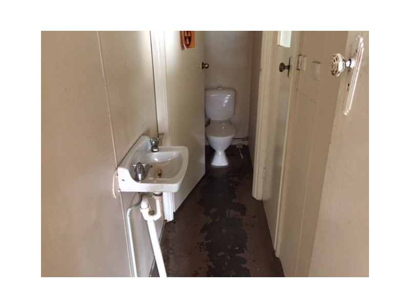 39A Keppel St, Bathurst NSW 2795