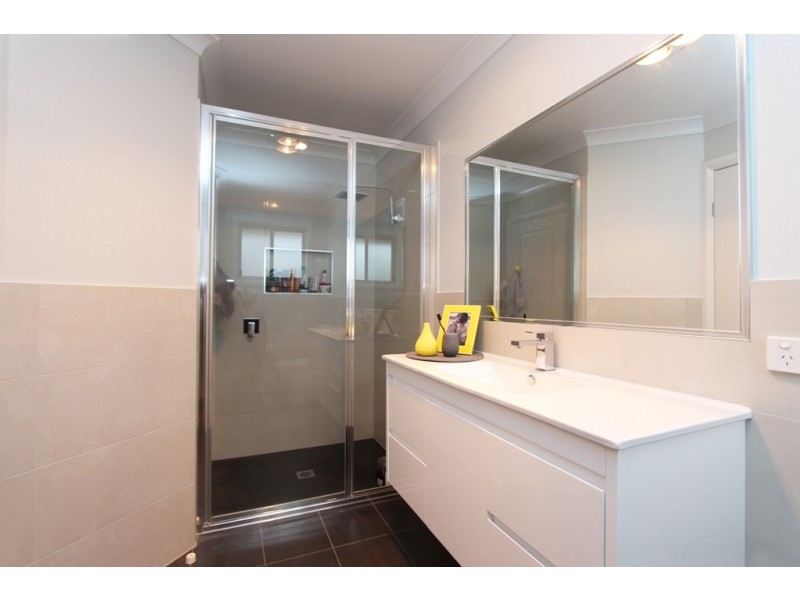 8 McLean Street, Windradyne NSW 2795