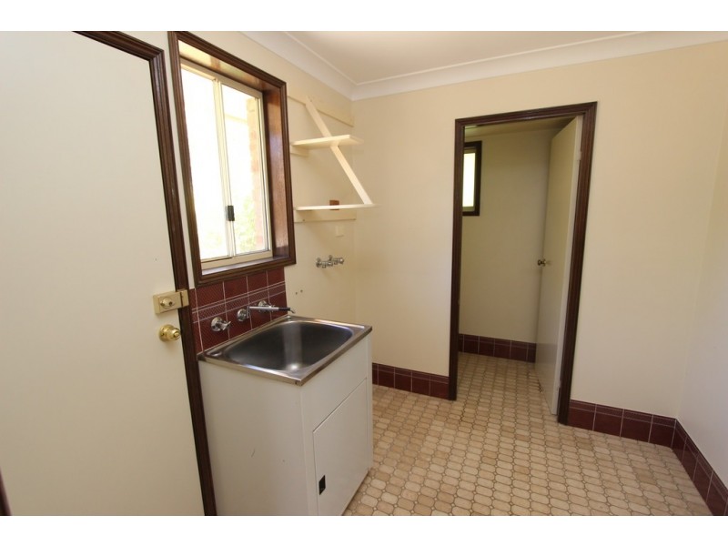 22 Crawford St, Bathurst NSW 2795