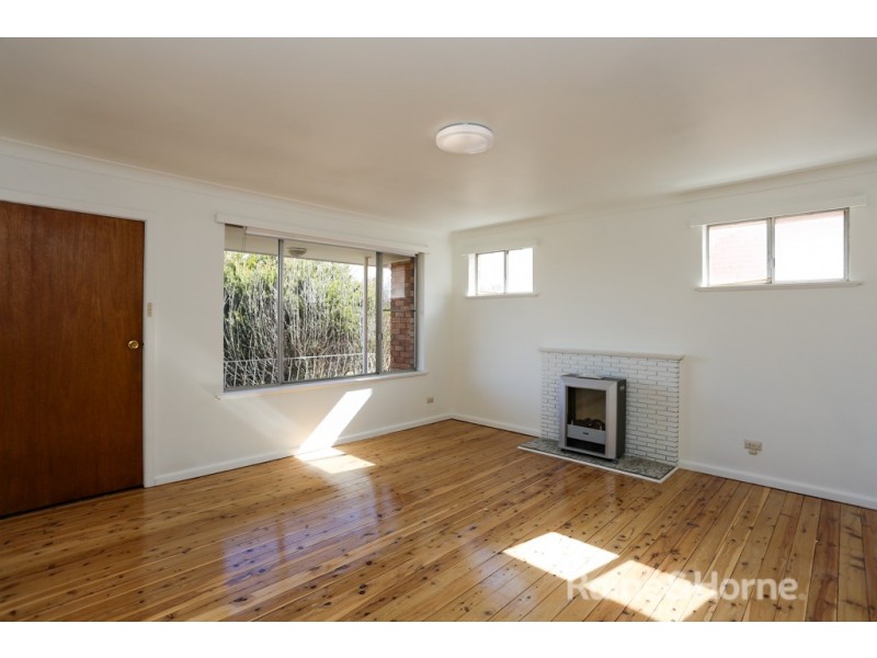 6 Webb Street, West Bathurst NSW 2795