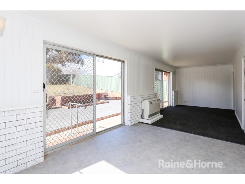 6 Webb Street, West Bathurst NSW 2795