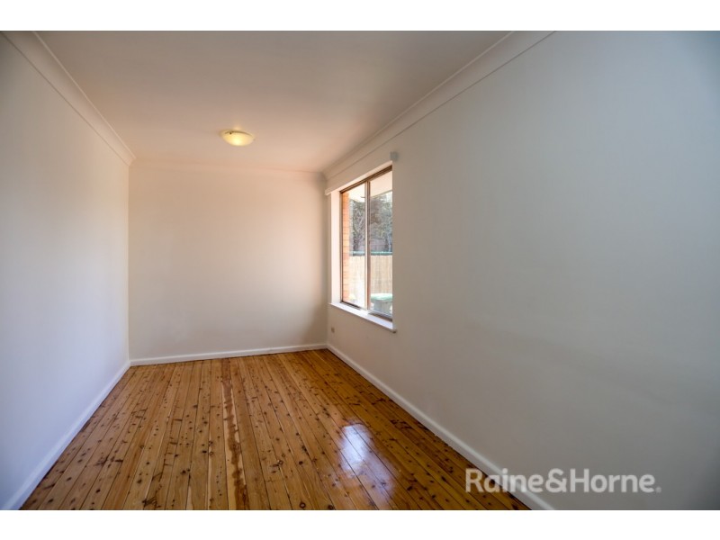 6 Webb Street, West Bathurst NSW 2795