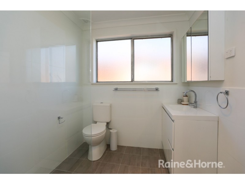 6 Webb Street, West Bathurst NSW 2795