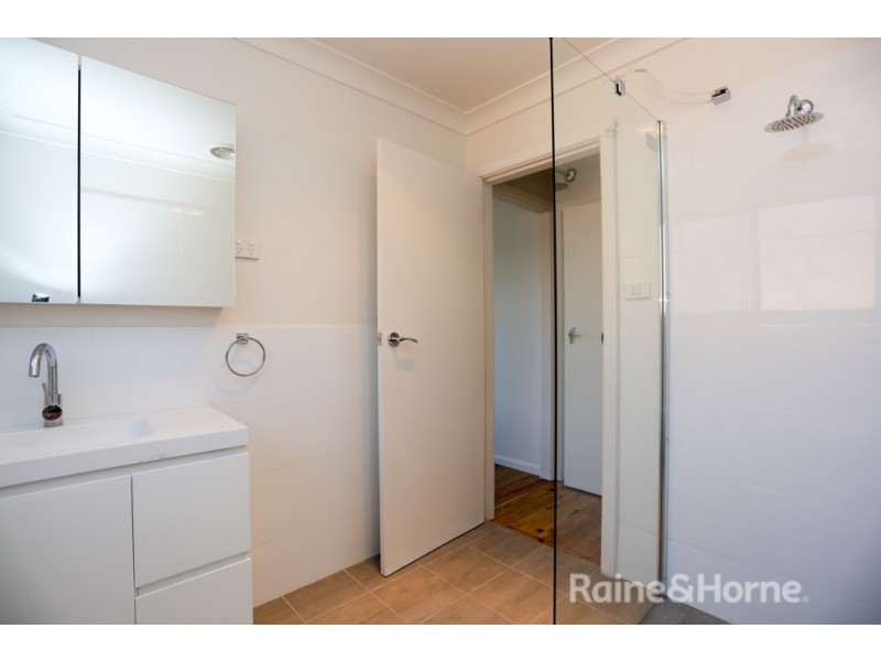 6 Webb Street, West Bathurst NSW 2795